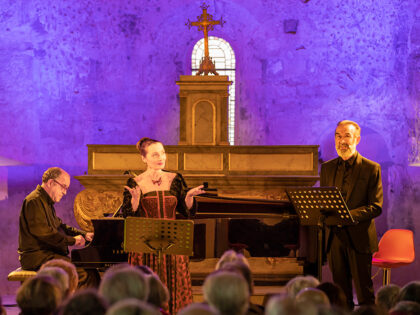 #Mozart #Bobin #RobinRenucci